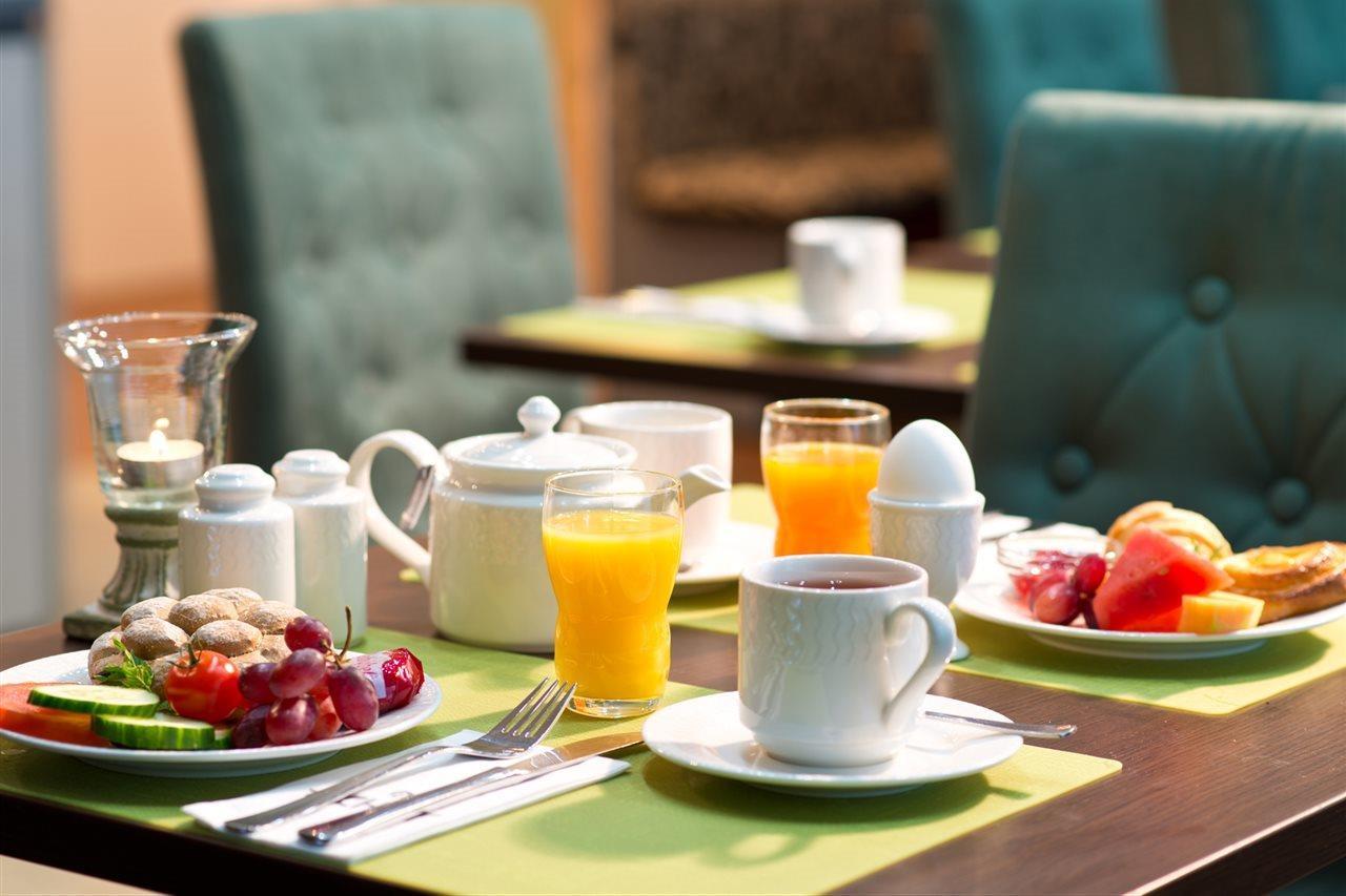Achat Hotel Хоккенхайм Экстерьер фото