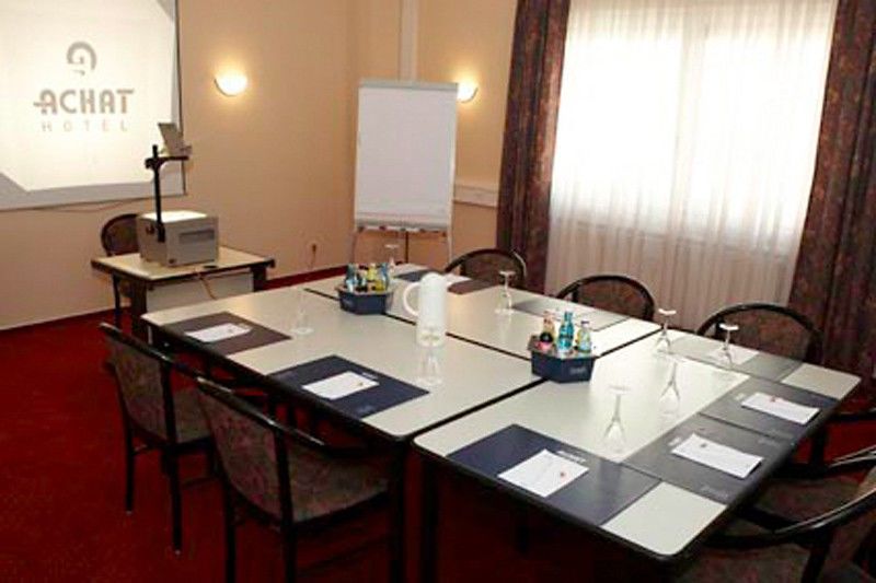 Achat Hotel Хоккенхайм Удобства фото